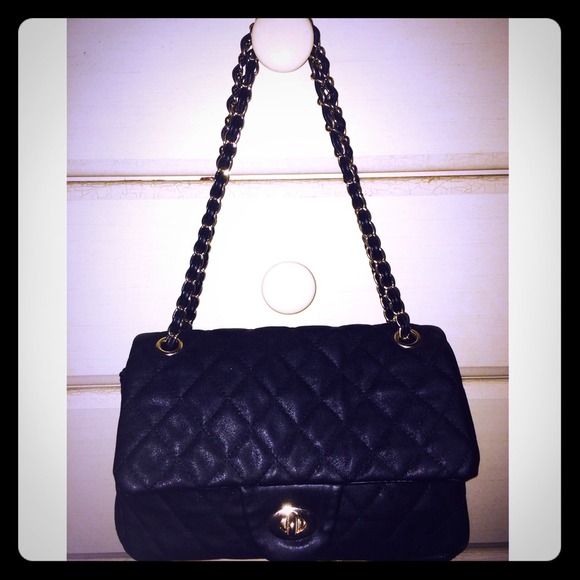 Classic black bag✨