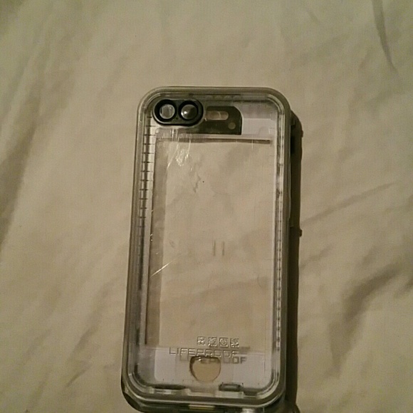 Lifeproof iPhone 5/5s Case - Picture 2 of 2