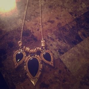 I got this necklace from Akira but I never wear it