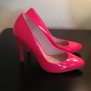 Barbie hot pink heels. Colin Stuart size 5.