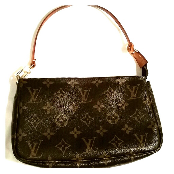 Louis Vuitton Monogram Pochette