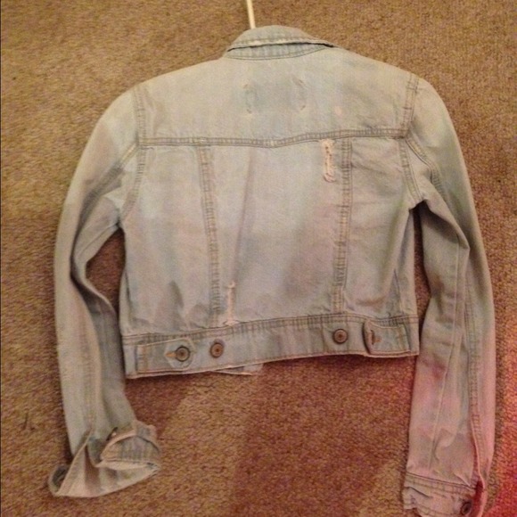 Jean jacket. Perfect condition, only worn twice - Picture 2 of 2