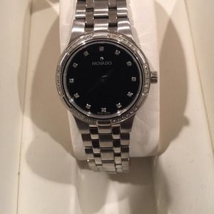 Movado Diamond small watch - (Authentic).