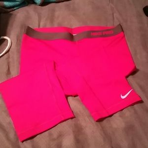 Nike Pro Pink Dri-Fir Capris