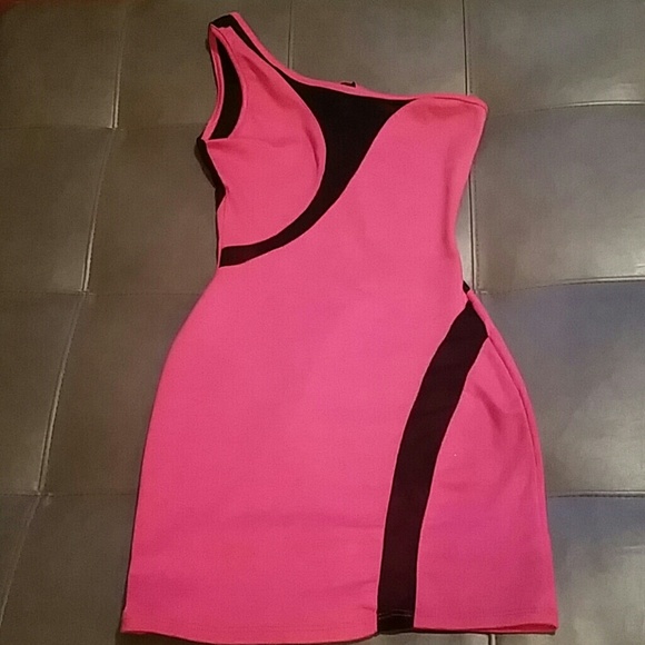 Very cute dress! - Picture 1 of 4