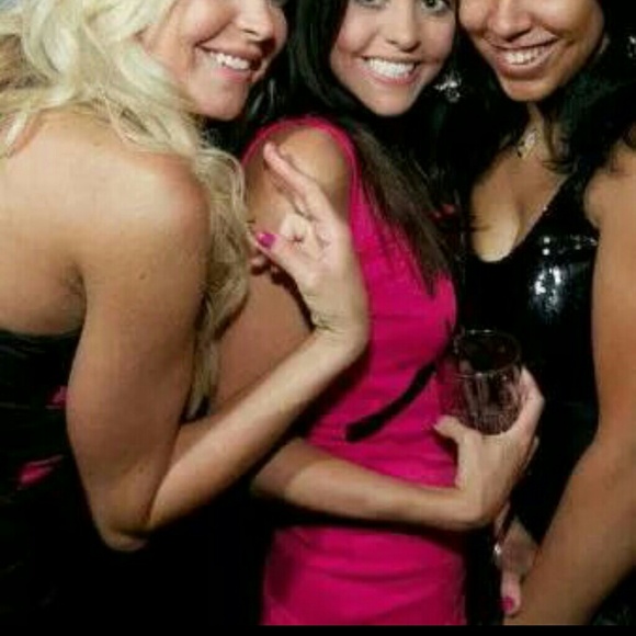 Very cute dress! - Picture 4 of 4