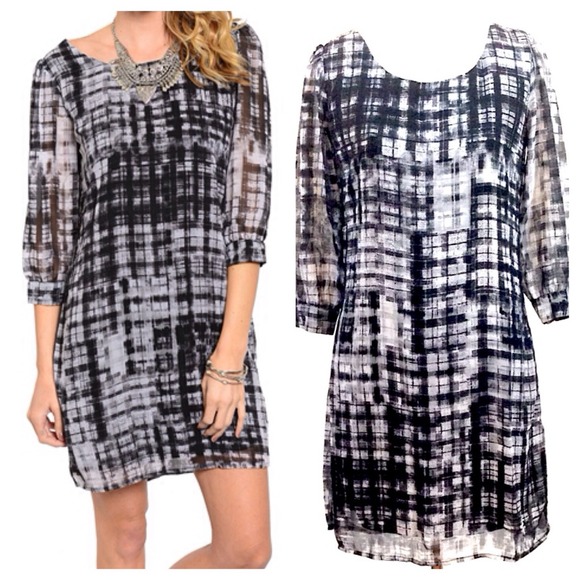 ❗️Sale❗️Classy Grey Hampton Dress - Picture 2 of 3