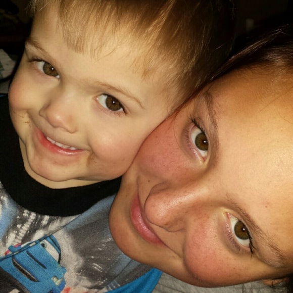 Welcome To Gypsi's Boutique!! - Picture 4 of 8