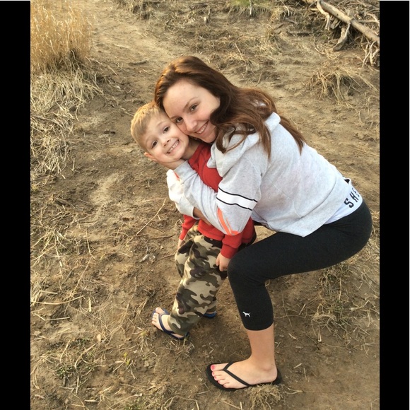 Welcome To Gypsi's Boutique!! - Picture 7 of 8