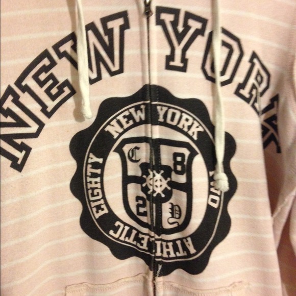 💗Cute zip up jacket💗 - Picture 2 of 4