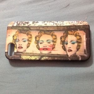 iPhone 5 case