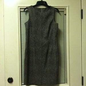 AGB PETITE ANIMAL PRINT DRESS!!