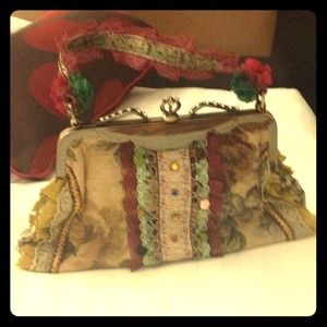 Vintage HAND BAG VERY INTRICATE DESIGN