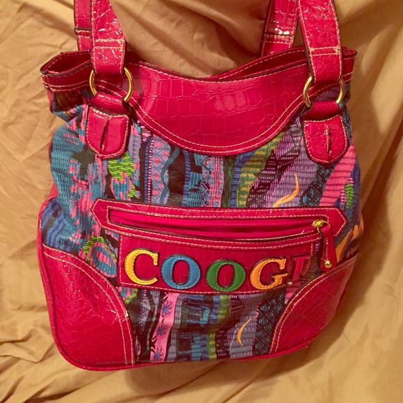 Medium size coogi bag