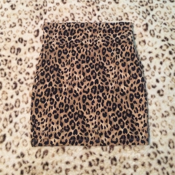 Forever 21 body con skirt