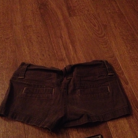 Shorts - Picture 2 of 2