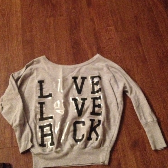 Long sleeve shirt