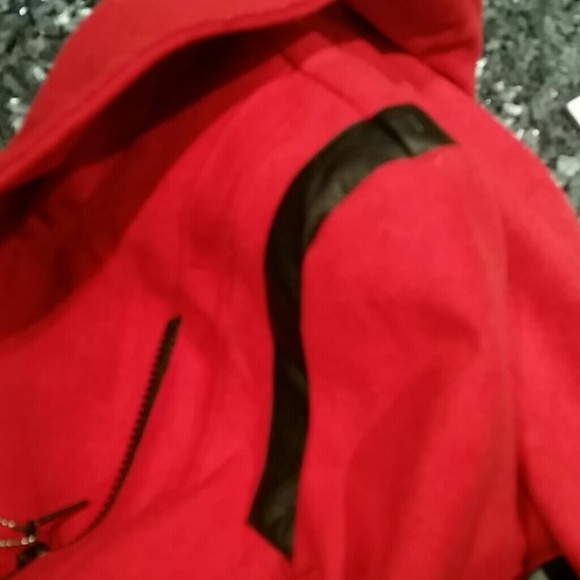 Red coat leather & pink leopard detail sz M NWT - Picture 4 of 4