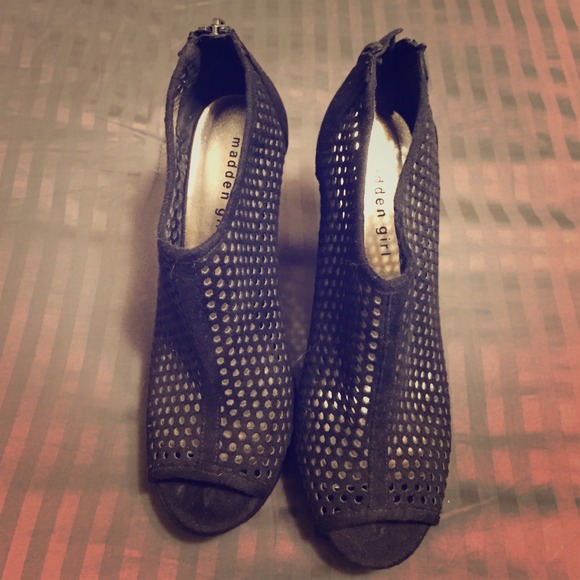 Steve Madden wedges