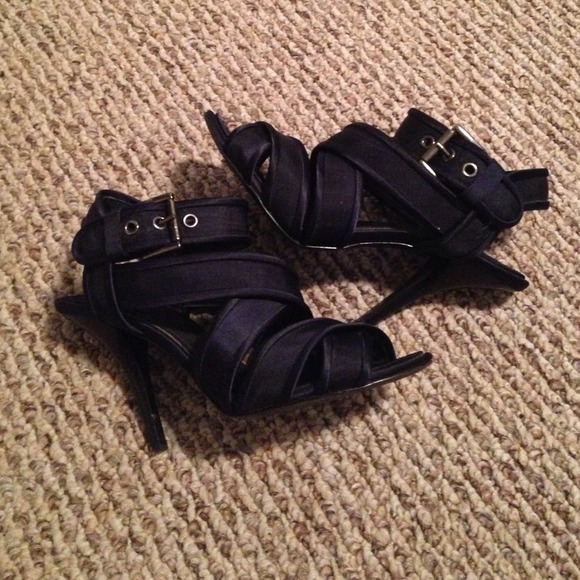 Zara navy blue strappy heels.