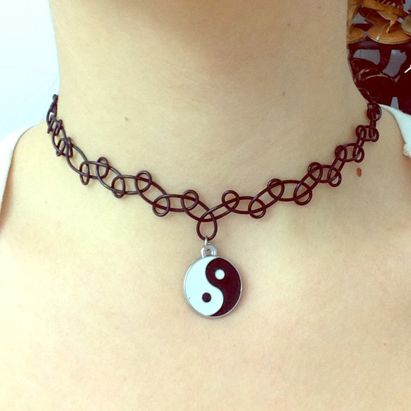 Accessories - Ying yang choker
