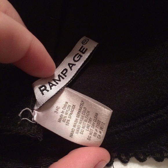 Adorable Rampage Bra! - Picture 4 of 4