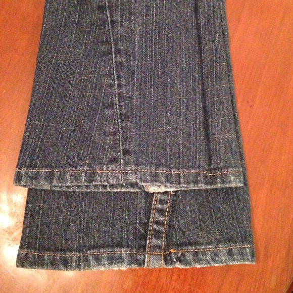 Extra pics of true religion