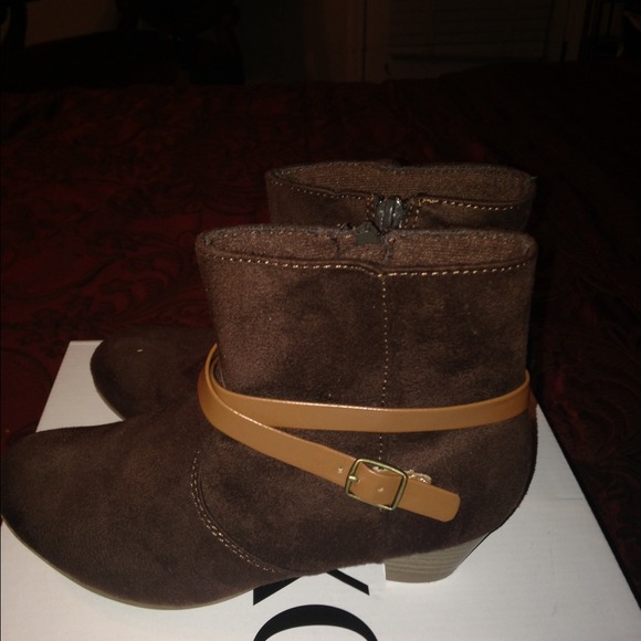 Very cute boots.