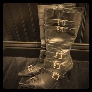 Mid calf black boots with buckle detail