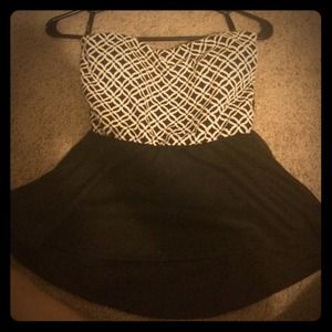 Strapless flowy shirt