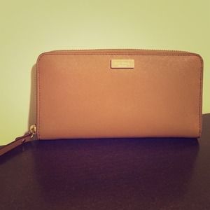 NEW Brown Kate Spade Neda wallet