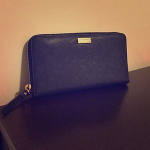 NEW Kate Spade Neda Wallet- BLACK