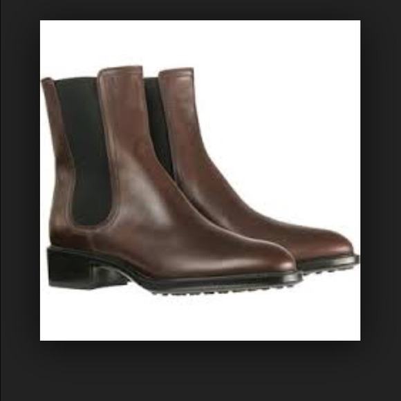 **NEW** TOD'S Authentic ZELIA CHOCOLATE BOOTIES