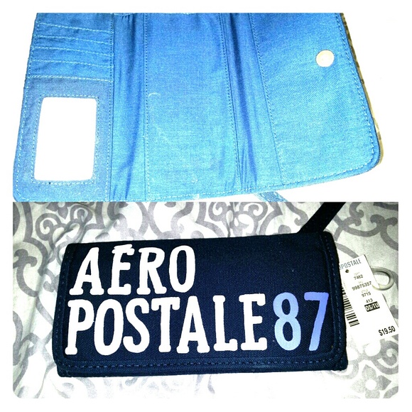 Aeropostale trifold wallet