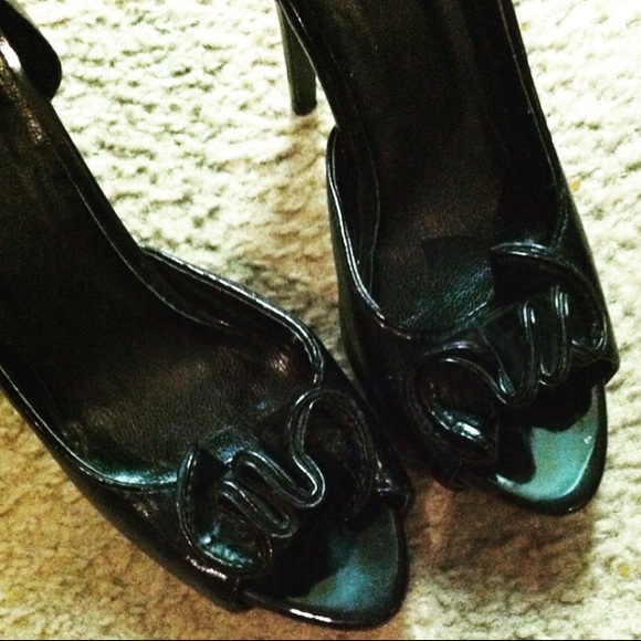 Black Stiletto Heels - Picture 2 of 4