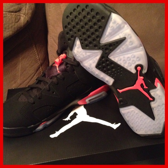 Jordan's retro 6 infrared