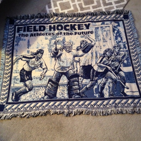 Accessories - Field hockey knitted quilt blanket