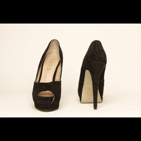 BRAND NEW Aldo Black Heels - Picture 1 of 2