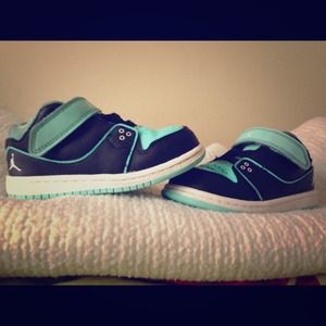 Toddler 8c Mint and Black Jordan's