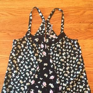 Super cute floral black tank