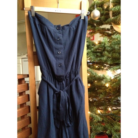 🔴 SOLD Forever 21 Navy jumpsuit!