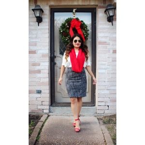 SOLD! Blk/white Pencil Skirt