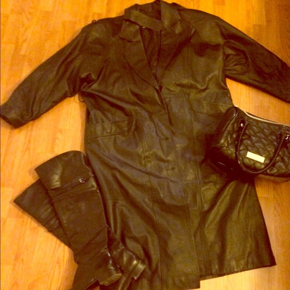 Black long leather jacket in great condition!