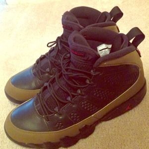 Olive 9's