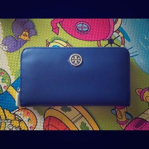 Tory Burch Robinson Zip Continental