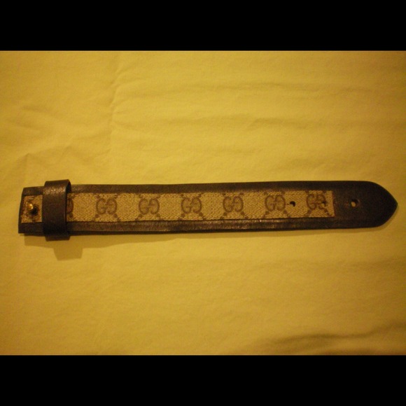 Gucci Button Cuff - Picture 3 of 3