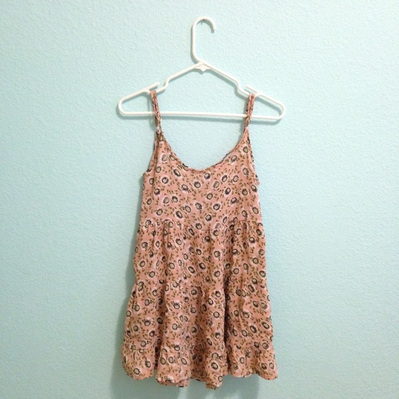 blush floral printed jada dress RARE