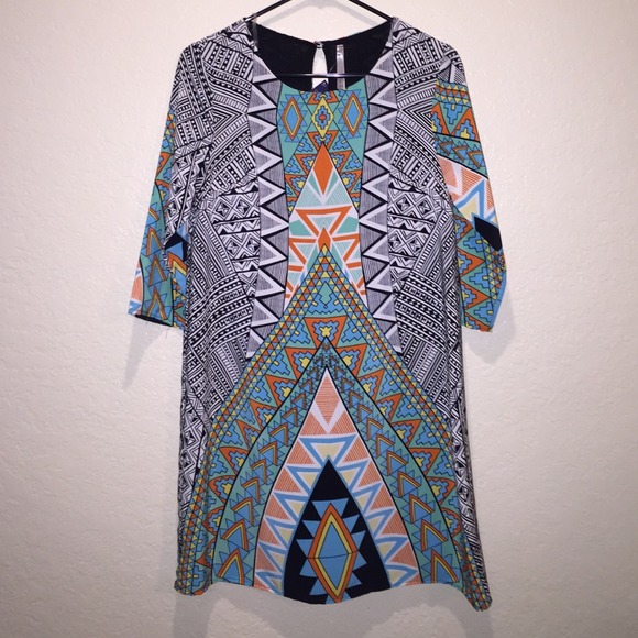 Dresses & Skirts - Mono B Tribal Shift Dress