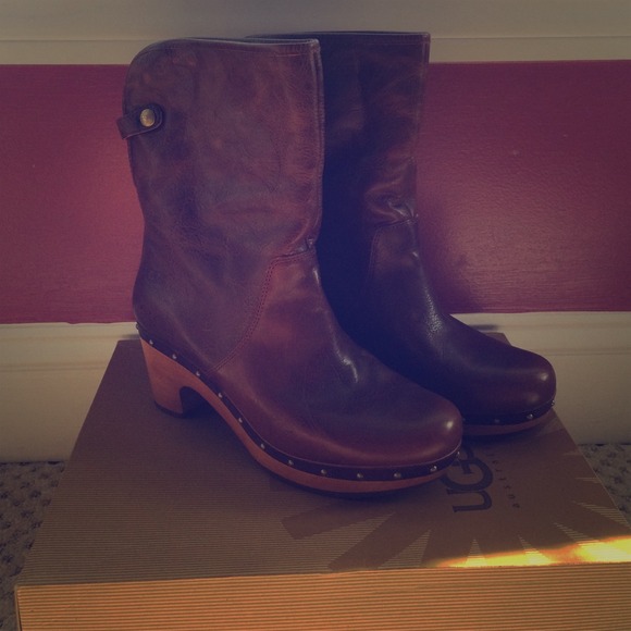 🎉NEW LISTING🎉 LYNNEA UGG BOOTS