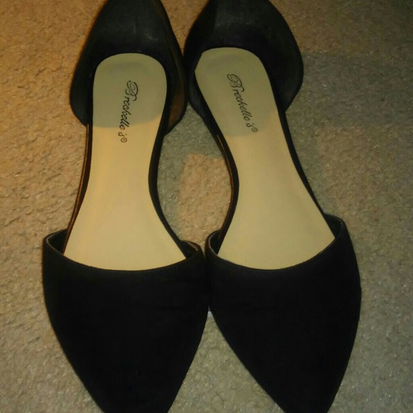 Chic Black flats